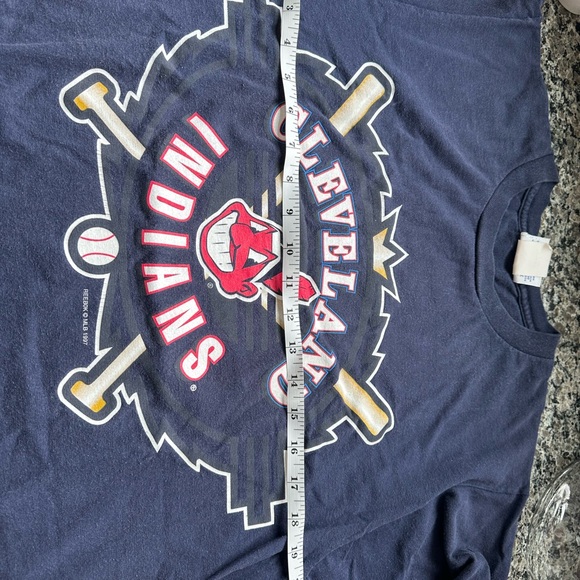 Vintage 1990’s Men’s Reebok Cleveland Indians Baseball Shirt Size Medium - Picture 7 of 7